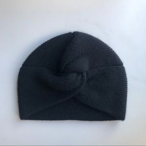 Aritzia Auxiliary Cashmere Knotted Hat Toque